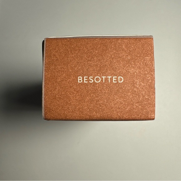 Rose Inc Besotted Satin Lip Color Rich Refillable Lipstick full size 4g .14oz - Picture 4 of 15